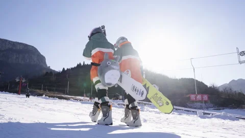 C0055 Video stock 168757399