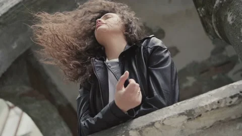 C0056 Stock Footage 172500419