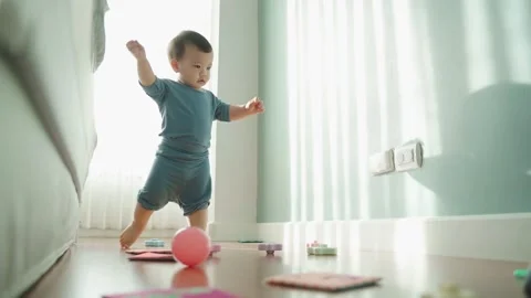 C2332 SENT Video stock 168749395