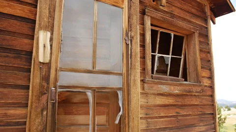 Cabin outside front Video stock 66946708