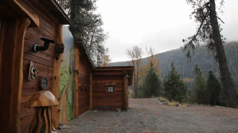 Cabin Side-view Stock Footage 40812925