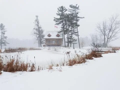 Cabin in the snow Foto stock