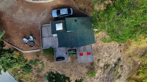 A cabin in the woods Video stock 163236421