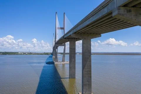 Cable Bridge 库存照片