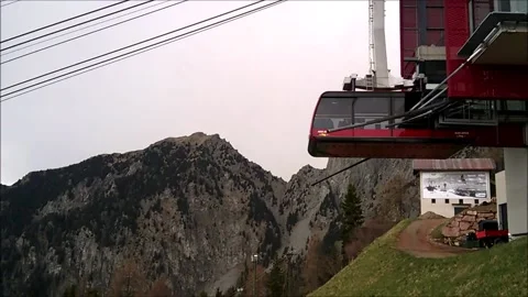 Cable car leaving Merano 2000 station, South Tirol, Italy. Stock Footage 132628774