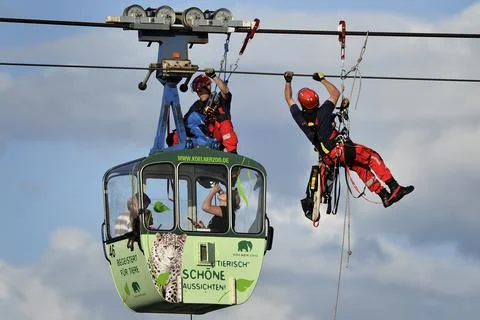 Cable car riders stranded in Cologne, Germany - 30 Jul 2017 Stock Photos
