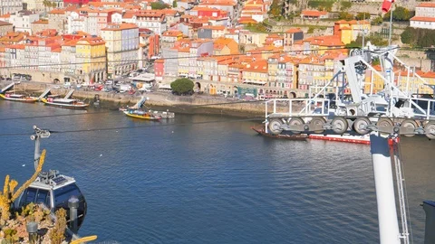 Cable car, view from Vila Nova de Gaia Видео 108688615