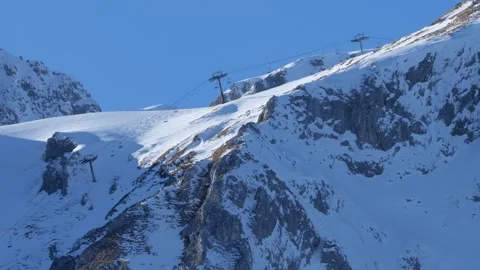 Cable Car in Winter Mountain Landscape of Zabljak, Durmitor Montenegro Stockbeeldmateriaal 338990432