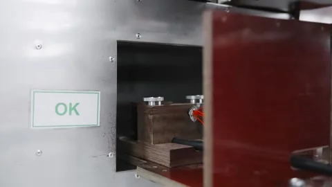 Cable manufacturing molding machine in operation Video stock 319503877