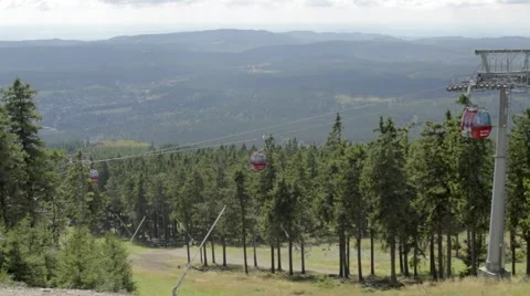 Cable Railway, Ropeway in Summer - Harz-Braunlage-Wurmberg 動画素材 43099375