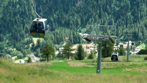 Cablecar cabins in Dolomiti mountains a Stock Footage 76529913