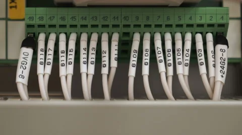 Cables and computer connection Видео 67896500