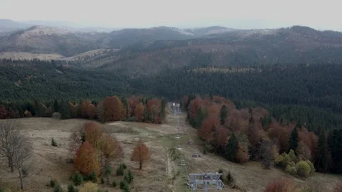 Cableway in mountains Stock Footage 165159031