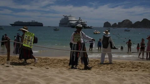 Cabo san lucas slow motion Stock Footage 133373365