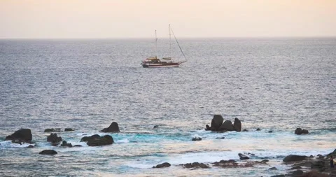 CABO SUNSET SAIL BOAT 库存影片 283497372