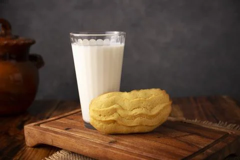 Cacahuate. Shortbread cookie type bread called Cacahuate, is a typical Mexica Foto stock