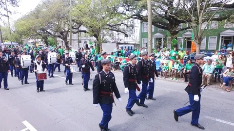 Cadets Marching in Saint Patrick's Day Parade Vídeo Stock 87333293