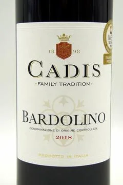 Cadis Bardolino 2018 red wine label Stock Photos