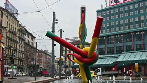 Cadorna square Video stock 87568924