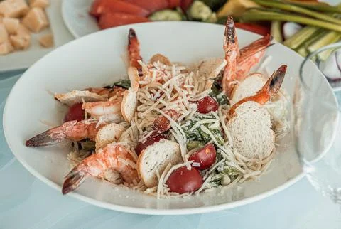 Caesar salad with shrimp Foto stock