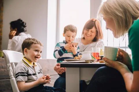 Cafe Catch Up Fotos Stock