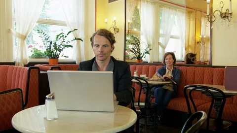 Cafe, Leisure, Indoors, Day, Medium Shot, Dolly Shot, 20 Seconds Or Greater, Stock Footage 94060164