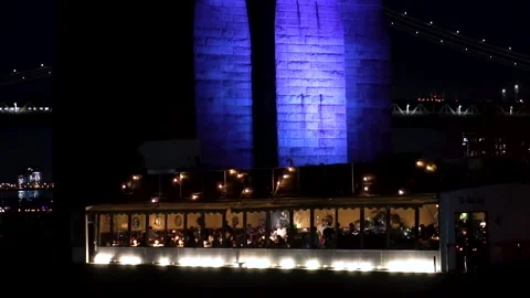 Cafe under Brooklyn Bridge Stock Footage 236760673