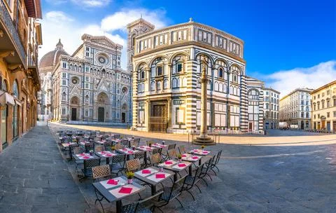 Cafe under Duomo on square in Florence, historic landmark in Tuscany Stock Photos