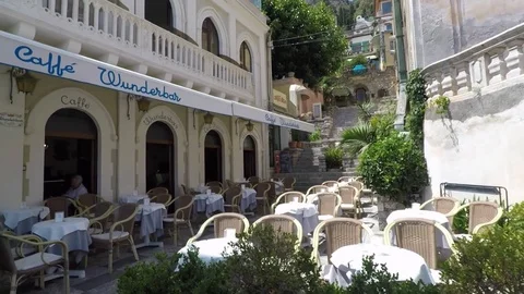 Cafe wunderbar in taormina Stock-Footage 81222573