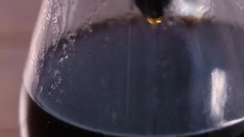 Caffeine coffee close up black freshness morning cooking routine before works in Vídeos de archivo 336585341
