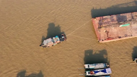 The Cai Rang floating market is empty of tourists Stock Footage 167537339