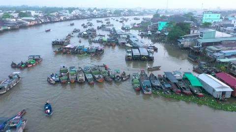 Cai Rang floating market Stock Footage 170345575