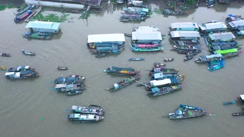Cai Rang floating market Stock Footage 170345581