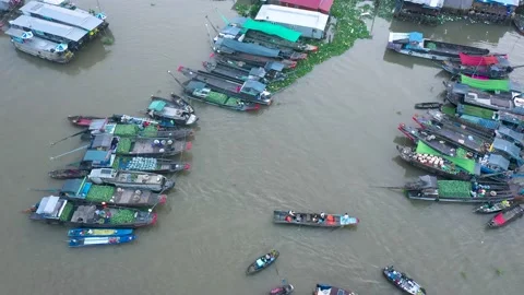 Cai Rang floating market Stock Footage 170345620