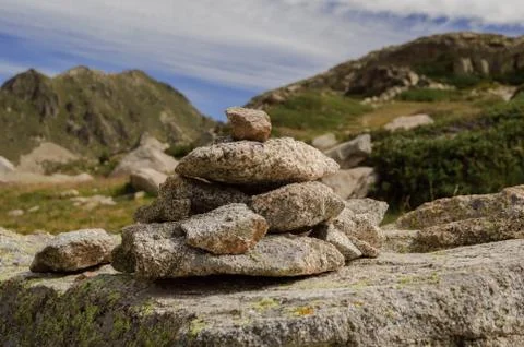 Cairn on a trail Stockfoto's
