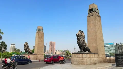 Cairo, Egypt - November 20, 2025: Bronze Lion Statues and Entrance Pillars of Video stock 341994006