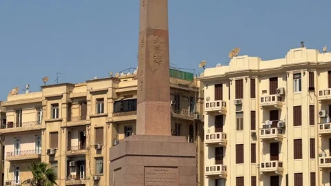 Cairo, Egypt - November 20, 2025: Tilt up shot of Ramses II Obelisk with Ram Vidéo 341994029