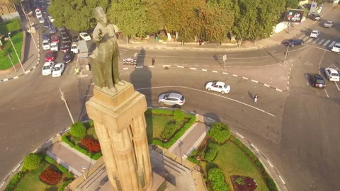 CAIRO, EGYPT : The Opera square and Saad Zaghloul statue 8 Oc. 24 Stock Footage 288853132