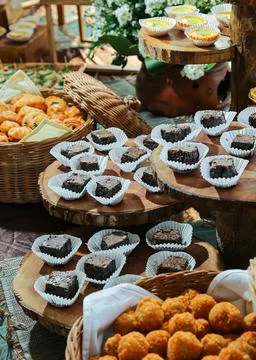 Cake in a Basket Stock Photos