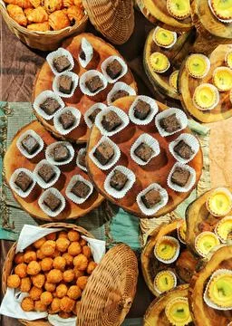 Cake in a Basket Stock Photos