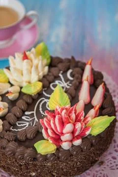 Cake on color background Cake on gradient color background Copyright: xZoo... Fotos de archivo