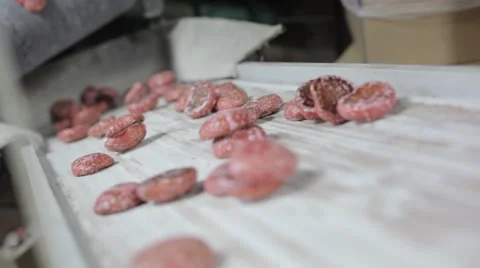 The cake on the conveyor. Stock Footage 58586277
