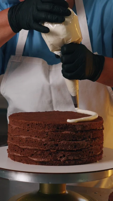 Cake cooking Stock Footage 322549897