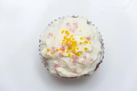 Cake. Cup cake on white table, on white background. Foto stock