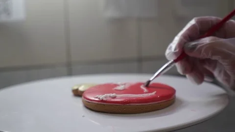 Cake decorating Video stock 73577932