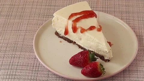 Cake drip Stock Footage 314909051