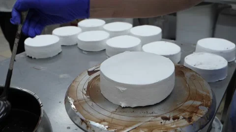 Cake, pastry chef, cake shaping, delicious cake, sweetness, cream, cream Stock Footage 301768866