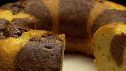 The cake rotates on a rotating table Stock Footage 117344162