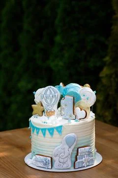 Cake on the table green background Stock Photos