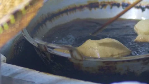 Cakwe traders on the roadside 스톡 동영상 244352286